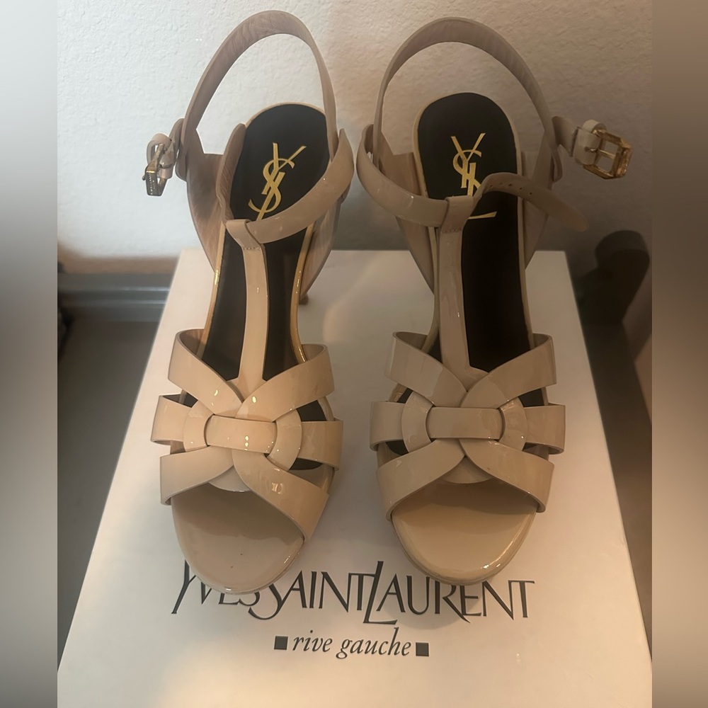 YSL Saint Laurent Powder Beige Patent Tribute Platform Sandals Size 38 Worn 1x
